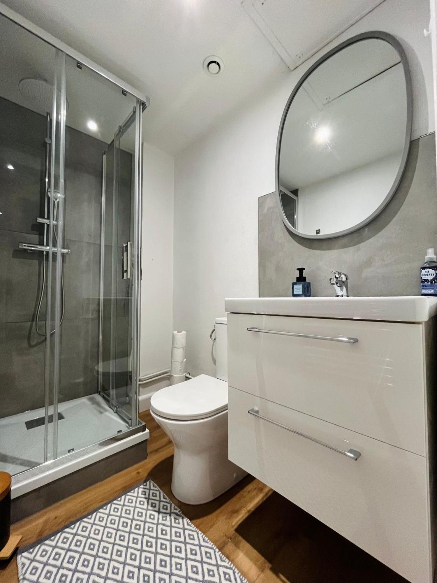 La Ruche Arrageoise - Parking Gratuit - Cozy - Grand Lit - Long Sejour Apartment Arras Ngoại thất bức ảnh
